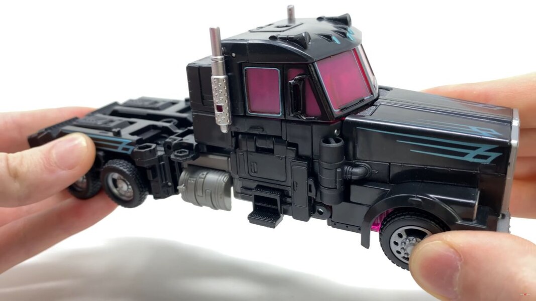 Transformers Legacy Velocitron SCOURGE BLACK CONVOY Image  (19 of 38)